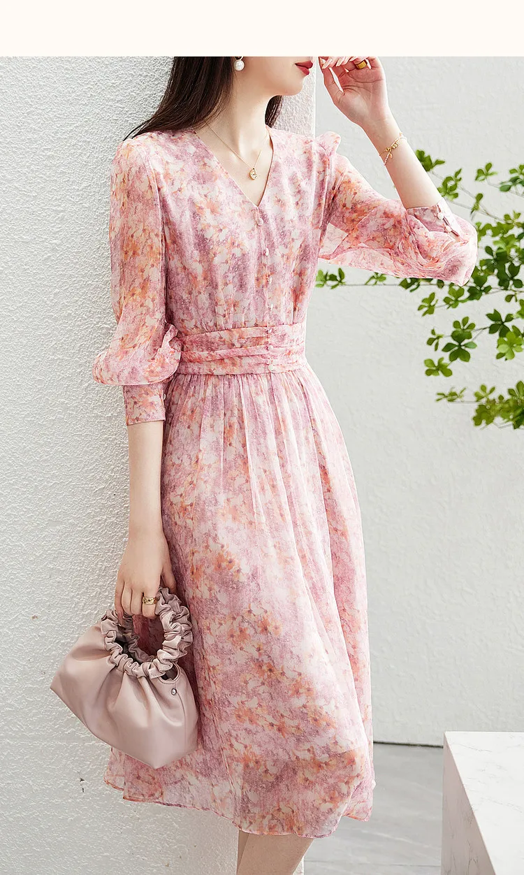 2024 Spring/Summer New French Fashion Women's Elegant Dress V-neck Printed Bubble Sleeve Mid length Waist Dress High end Design