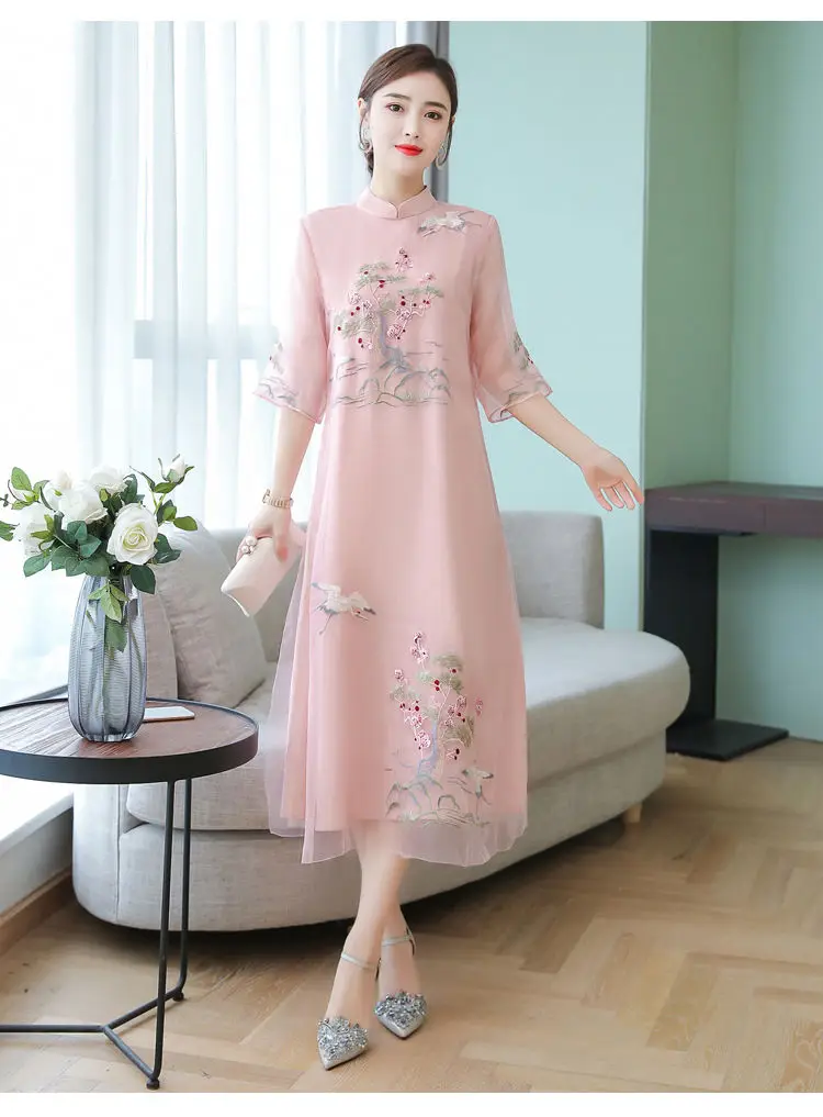 2025 chinese improved cheongsam dress summer new embroidered long dress national stand collar half sleeve women loose qipao w414