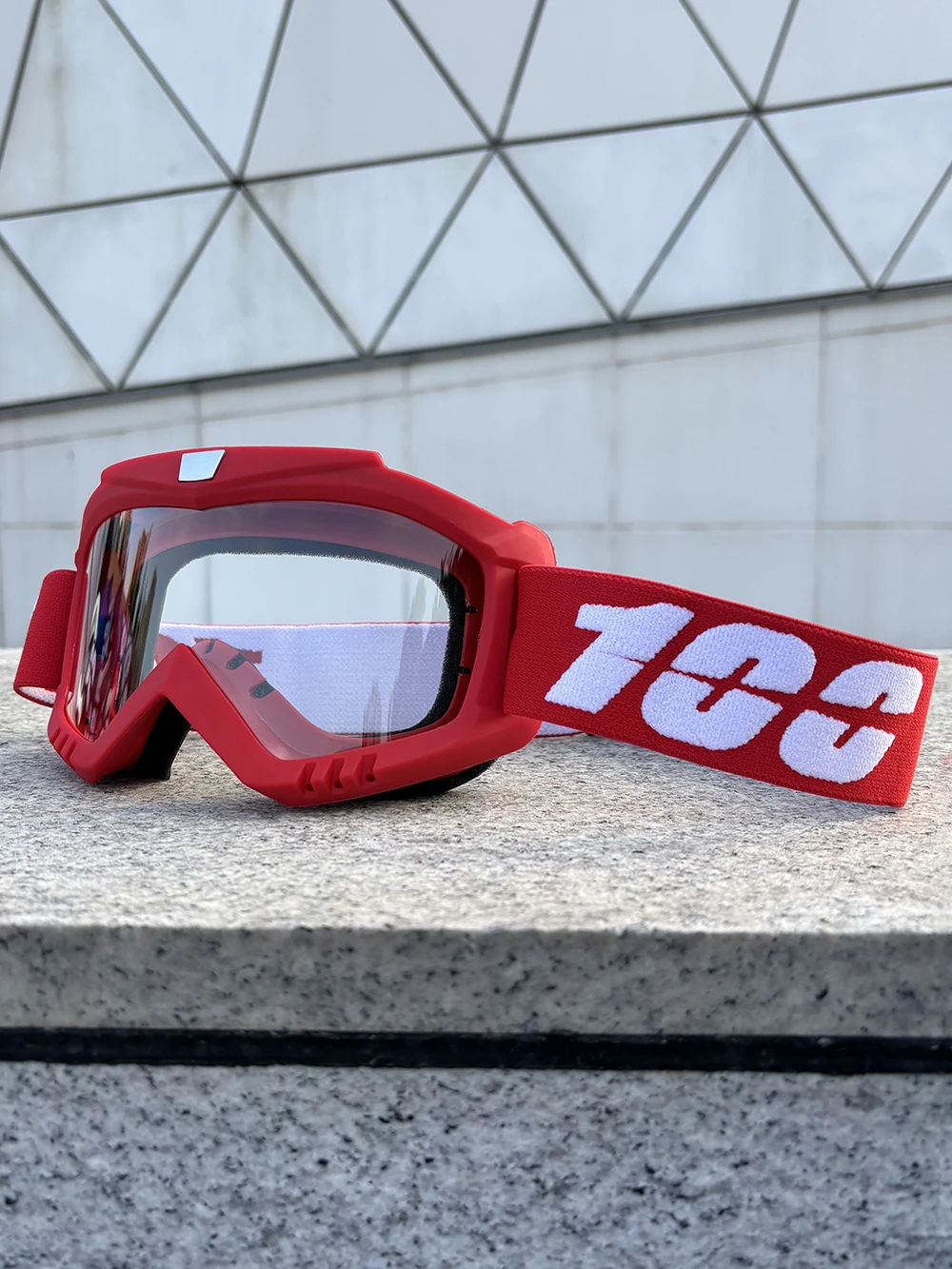 AliExpress Motocross Glasses Motorcycle ATV MTB Cross-country Riding Sports MX Goggles Motorcycle Helmet UV400 Cycling Goggles