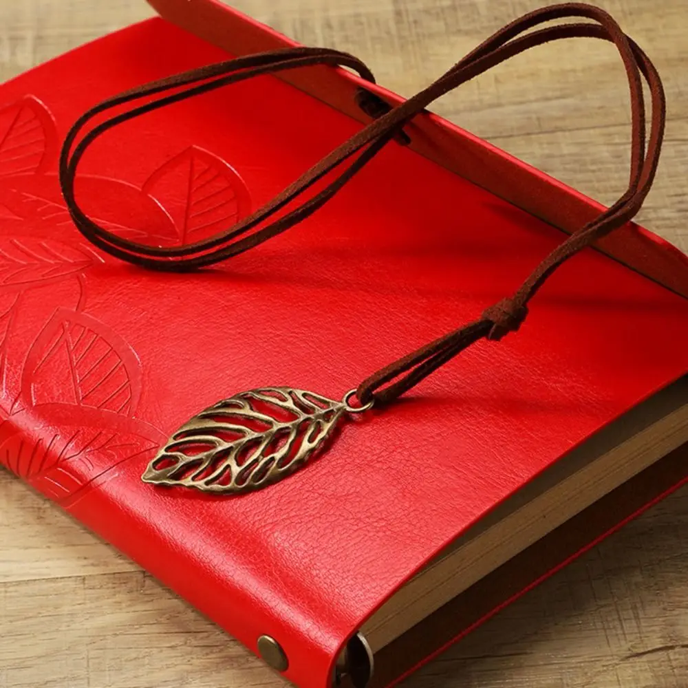 Portable A7 Loose-leaf Notebook Leaf Embossed PU Leather Binder Notebook Straps Design Notepad Travel