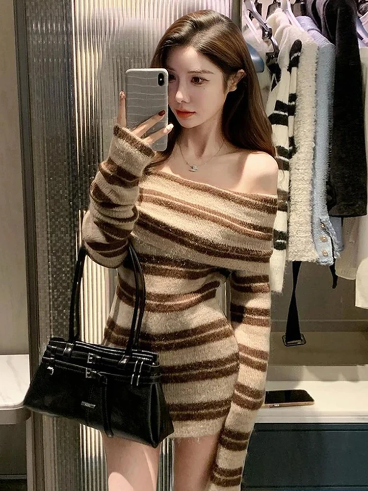 

Сексуальный полосатый трикотаж, облегающий топ на одно плечо для женщин, высокая талия, осенняя мода, повседневный длинный свеч, высококачественный полиэстер...