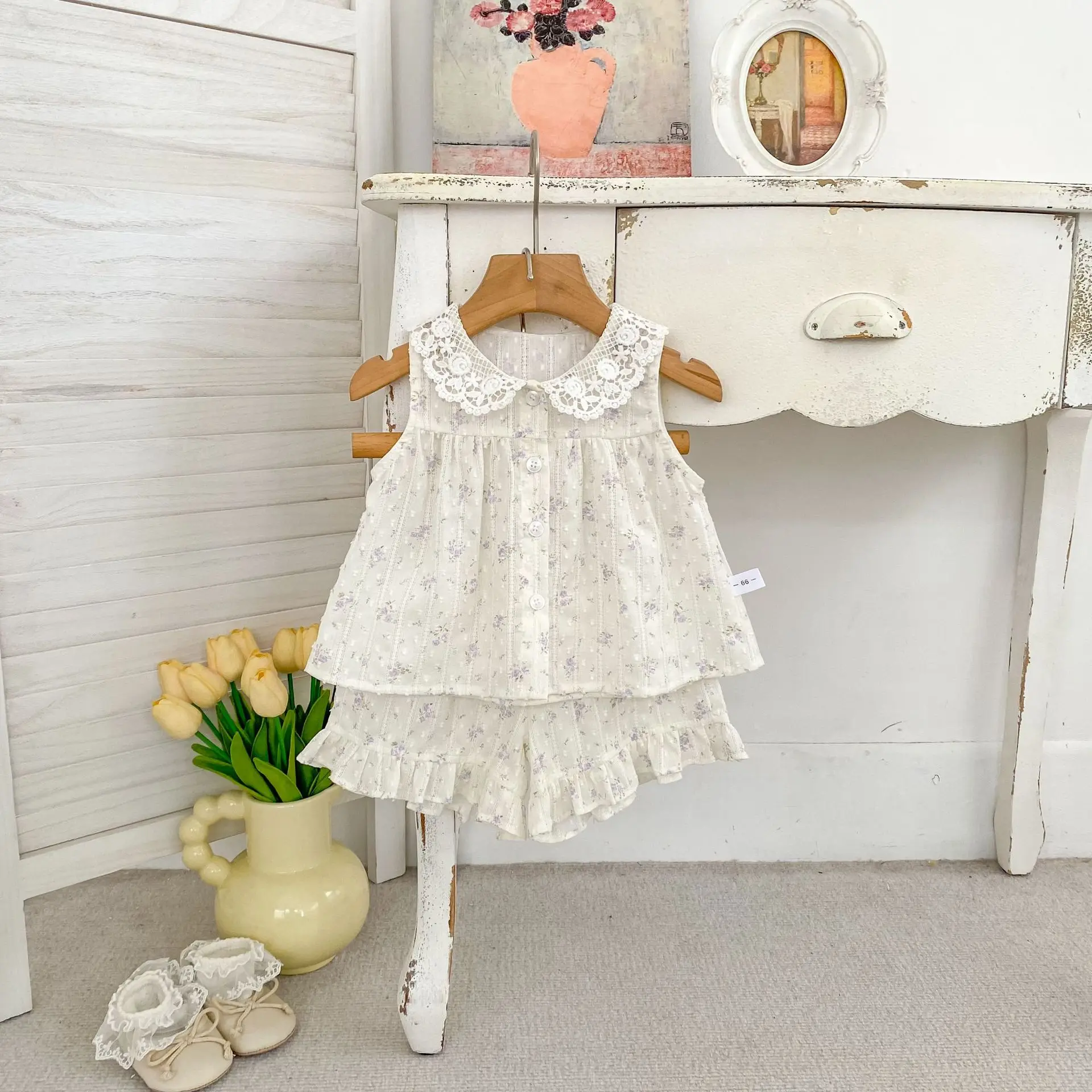 2026 Baby Girl Summer Floral Set Lace Collar Doll Shirt with Ruffle Edge Shorts for Girls Going Out Two Piece Set