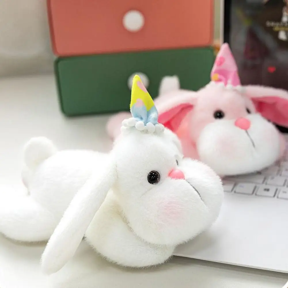 Miękka pluszowa zabawka Królik z miękkiego materiału, pluszowa lalka, zabawna lalka z uszami do zawieszenia, kawaii design, 28 cm