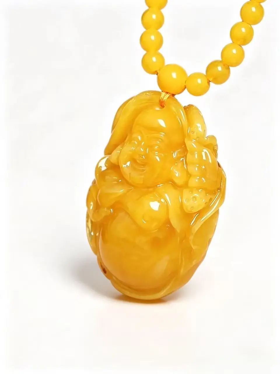 Vintage Natural Yellow Amber Laughing Buddha Pendant Carved Maitreya Buddha Necklace Amulet Unisex Fashion Jewelry Gift