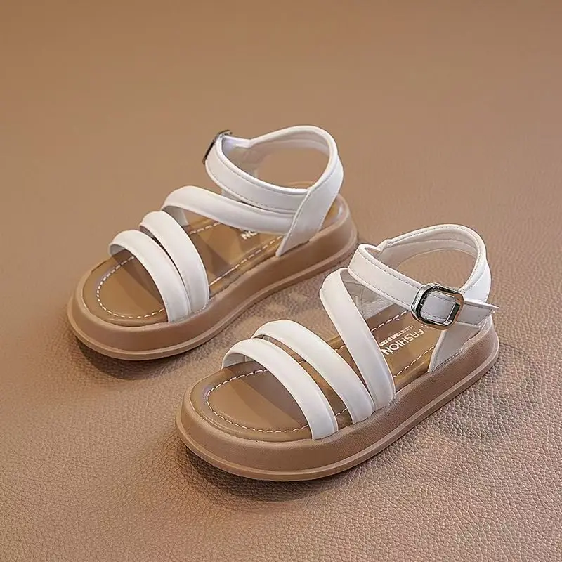 

Детские кожаные сандалии на толстой подошве с застежкой-липучкой, летние новые сандалии для девочек на плоской подошве, нескользящие, для улицы и пляжа, современные сандалии