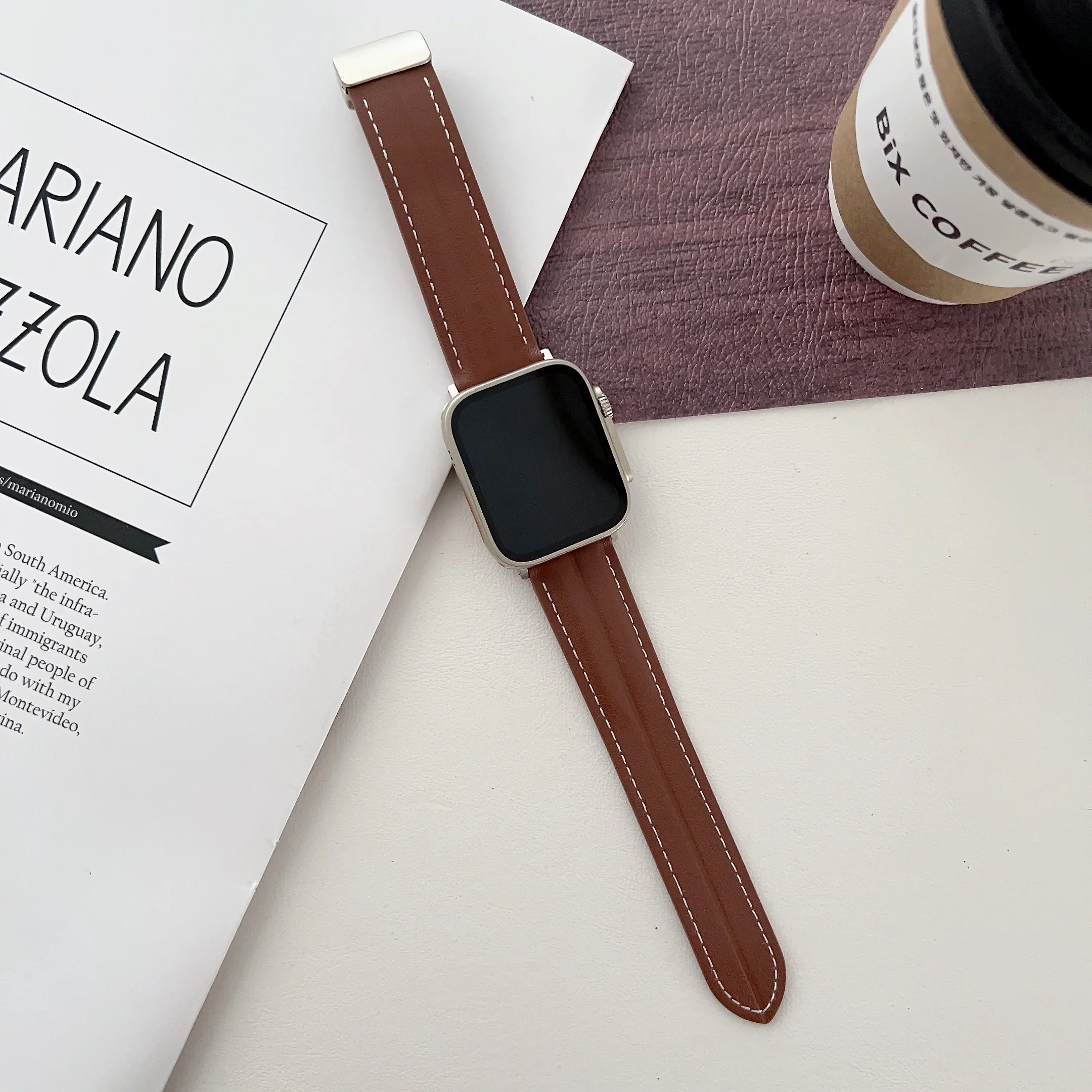 Lederen Verzonken Strap Voor Apple Horloge Band 44/45Mm 42Mm 8 Ultra49mm Accessorie Polsband Magnetische Zuig Vouwen zilveren Gesp