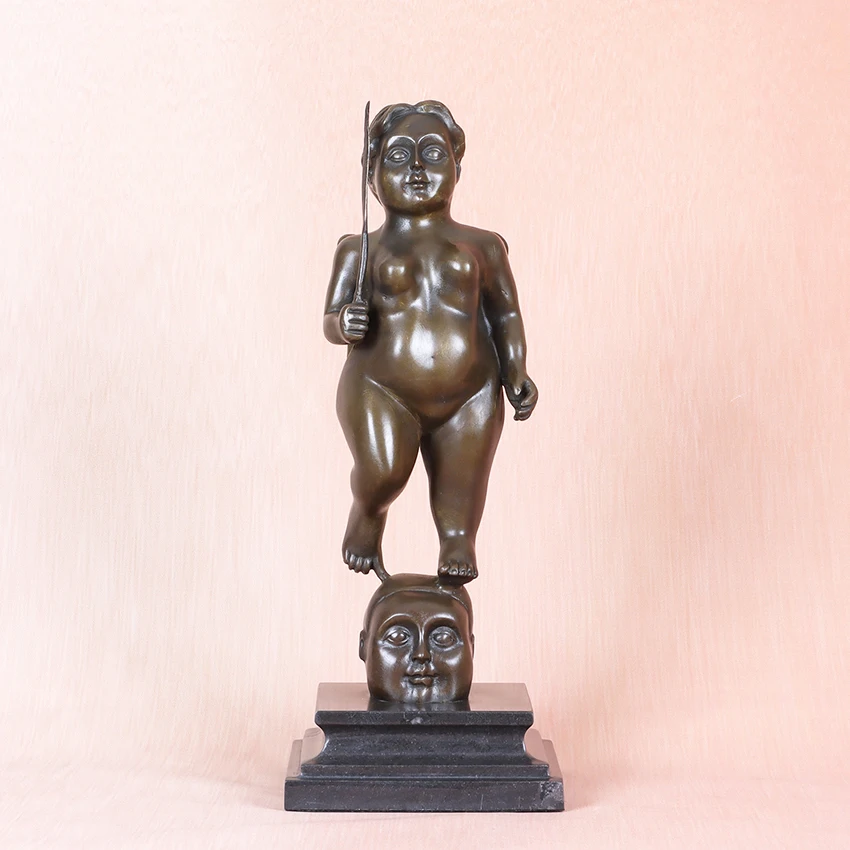 Знаменитая бронзовая скульптура Женщина Фернандо Боторо с статуей меча Великолепная коллекция украшений для домашнего офиса Знаменитая бронзовая скульптура Женщина Фернандо Боторо с статуей меча Великолепная коллекция украшений для домашнего офиса