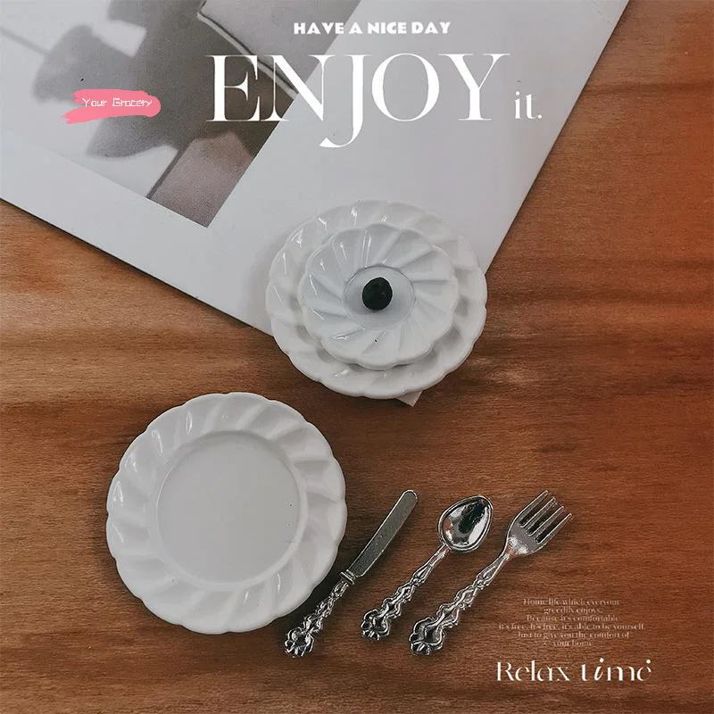 1/12 مقياس دمية مصغرة كعكة طبق مع سكين شوكة قاعدة الملاعق-DIY بها بنفسك الديكور بيت الدمية اكسسوارات لنماذج مقياس 1/12