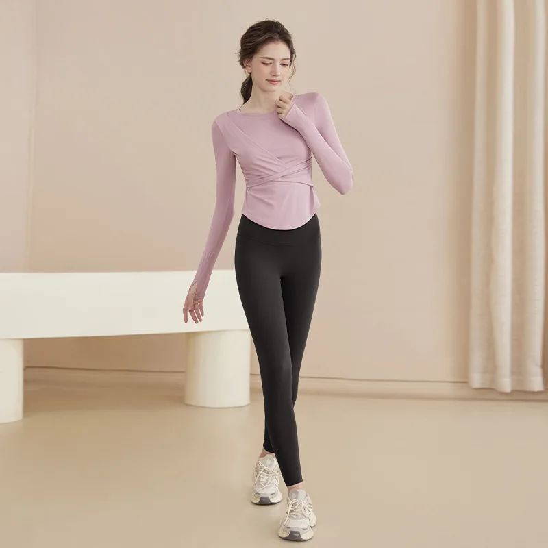 بدلة يوجا نسائية ربيعية جديدة لعام 2025 - مجموعة بيلاتيس بأكمام طويلة قابلة للتنفس بأربعة اتجاهات قابلة للتمدد وسريعة الجفاف للياقة البدنية