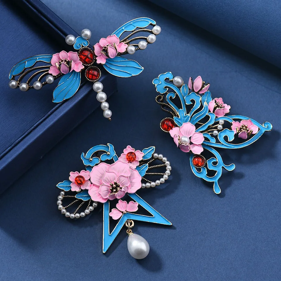 Chinese Style Enamel Butterfly Brooch Vintage Floral Design Enamel Flowers Enamel Pearl Accents Perfect Adding Oriental Hanfu