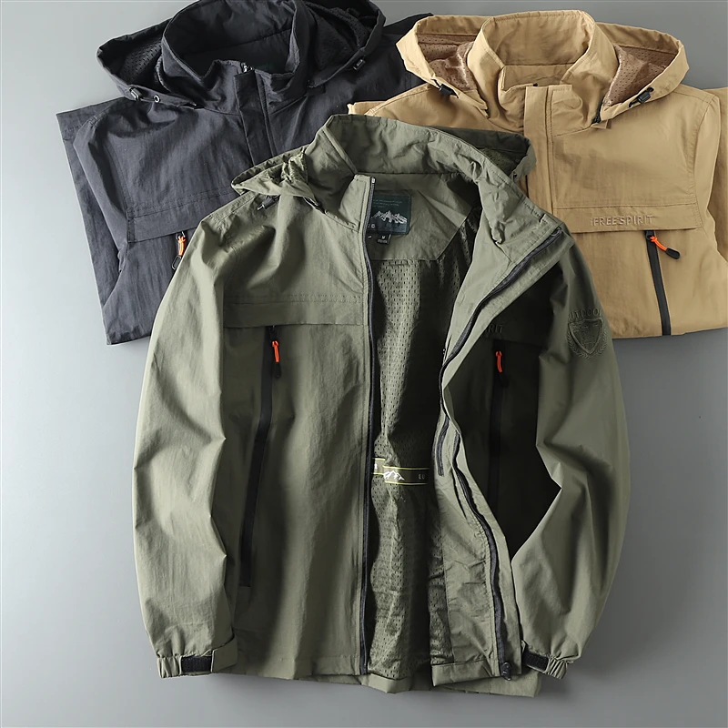 Three-Proof Outdoor Jacket Loose Fit American Style Casual Workwear Polyester Fiber Long Sleeve Hooded Coat for Men Autumn