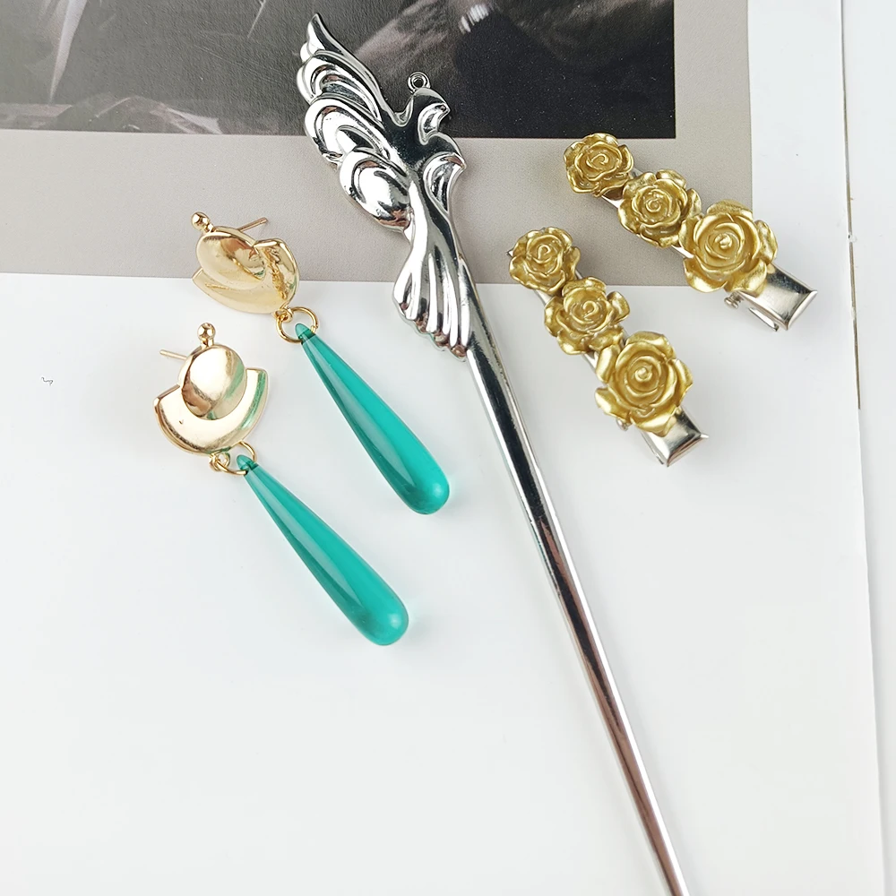 Anime The Apothecary Diaries Maomao Hairpins Cosplay Accessories EarClips Props Headwear Women Girls Halloween Role play