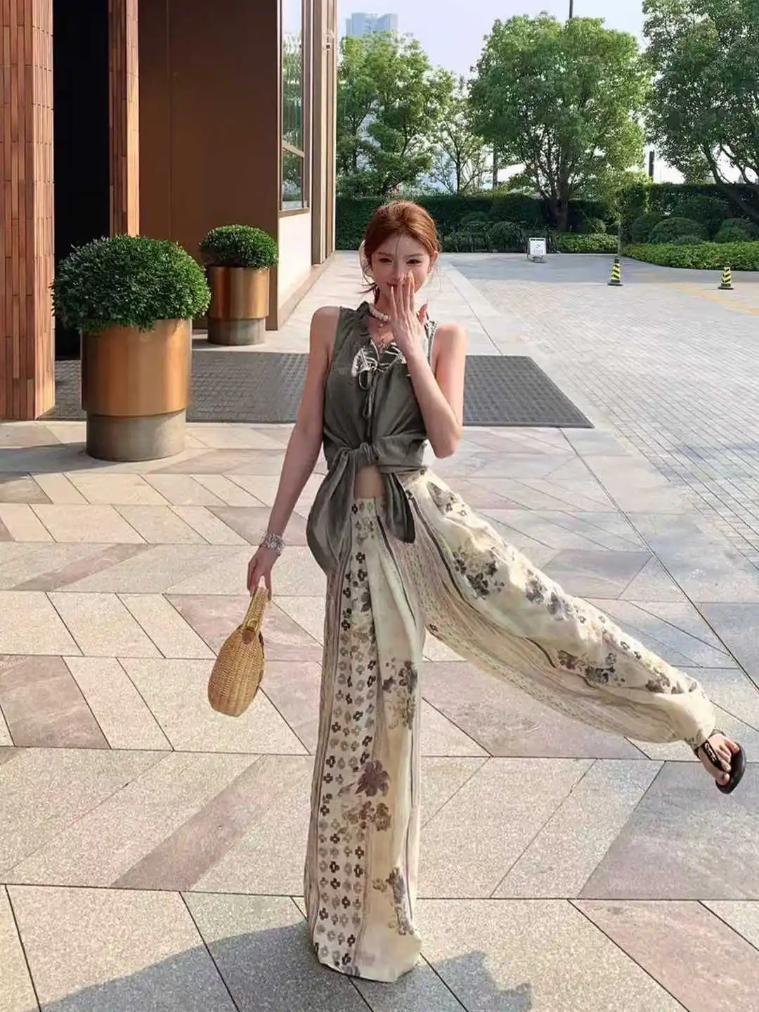 

Niche Printed Design Casual Pants Women Summer 2026 Loose and Slim Floor Hug Wide Leg Pants Long Pants