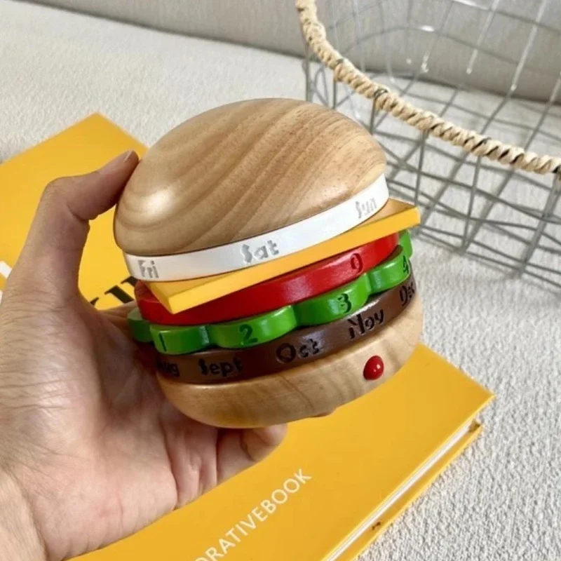 Ornamen Desktop Kalender Burger Kayu Kalender Abadi Kalender Meja Putar Dekorasi Ruangan Hadiah Ulang Tahun Kreatif