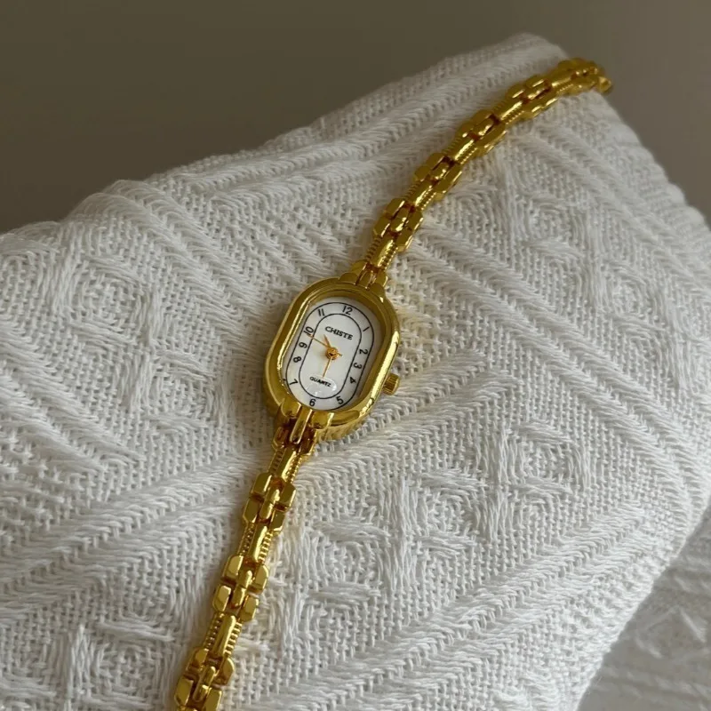 العلامة التجارية سوار ساعة ذهبية موضة رقيقة حزام البيضاوي Bellevue الهاتفي ساعات كوارتز المرأة الفاخرة ساعة اليد هدية دروبشيبينغ على مدار الساعة