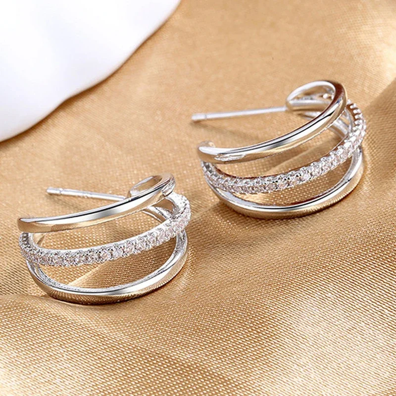 1 Pair of New High Fashion C-ring Earrings Female Personality Multi-layer Three-line Earrings