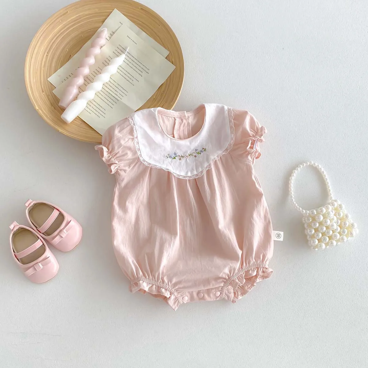 

2024 Summer Baby Girl Clothes Fashion Newborn Embroidery Flower Short Sleeve Bodysuit Loose Infant Cotton Ruffle Princess Onesie