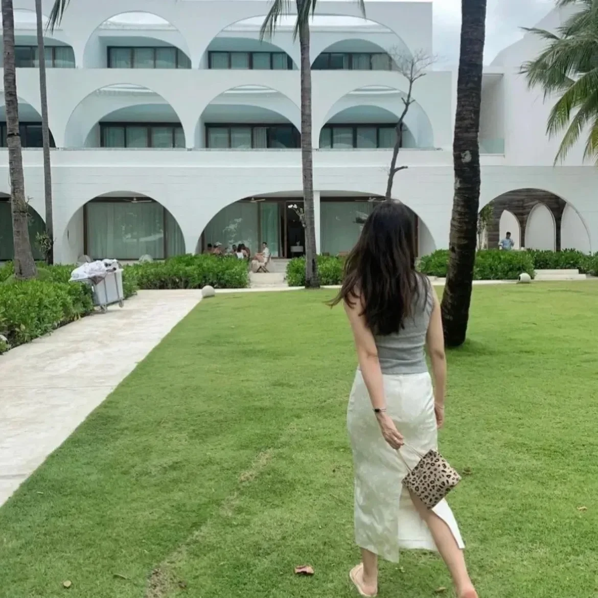 Girls Casual Tote Bag Mini Canvas Handbag Women Cute Small Bag for Travel Ladies Shopping Bag Hand-held Ladies Basket Wallet