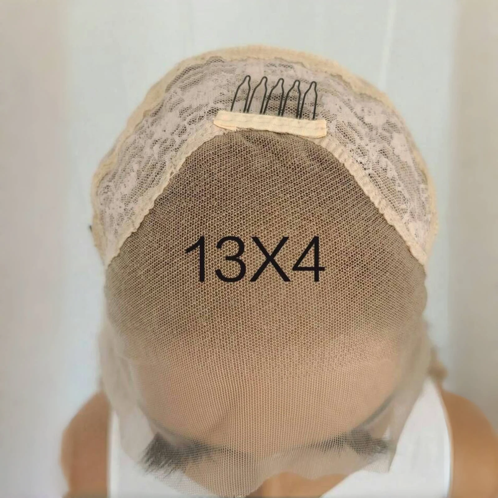 13x4 Spitze Front Perücken synthetisches Haar langes blondes lockiges Haar tiefe Welle natürliche gewellte asch braune Frontal Perücken für Frauen Party