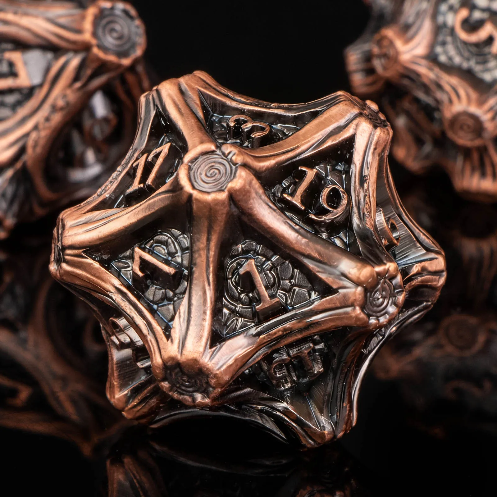 

Набор металлических кубиков для D&D, 7 шт., из цинкового сплава, многогранные, цвета античной меди/золота, для ролевых игр Dungeons and Dragons