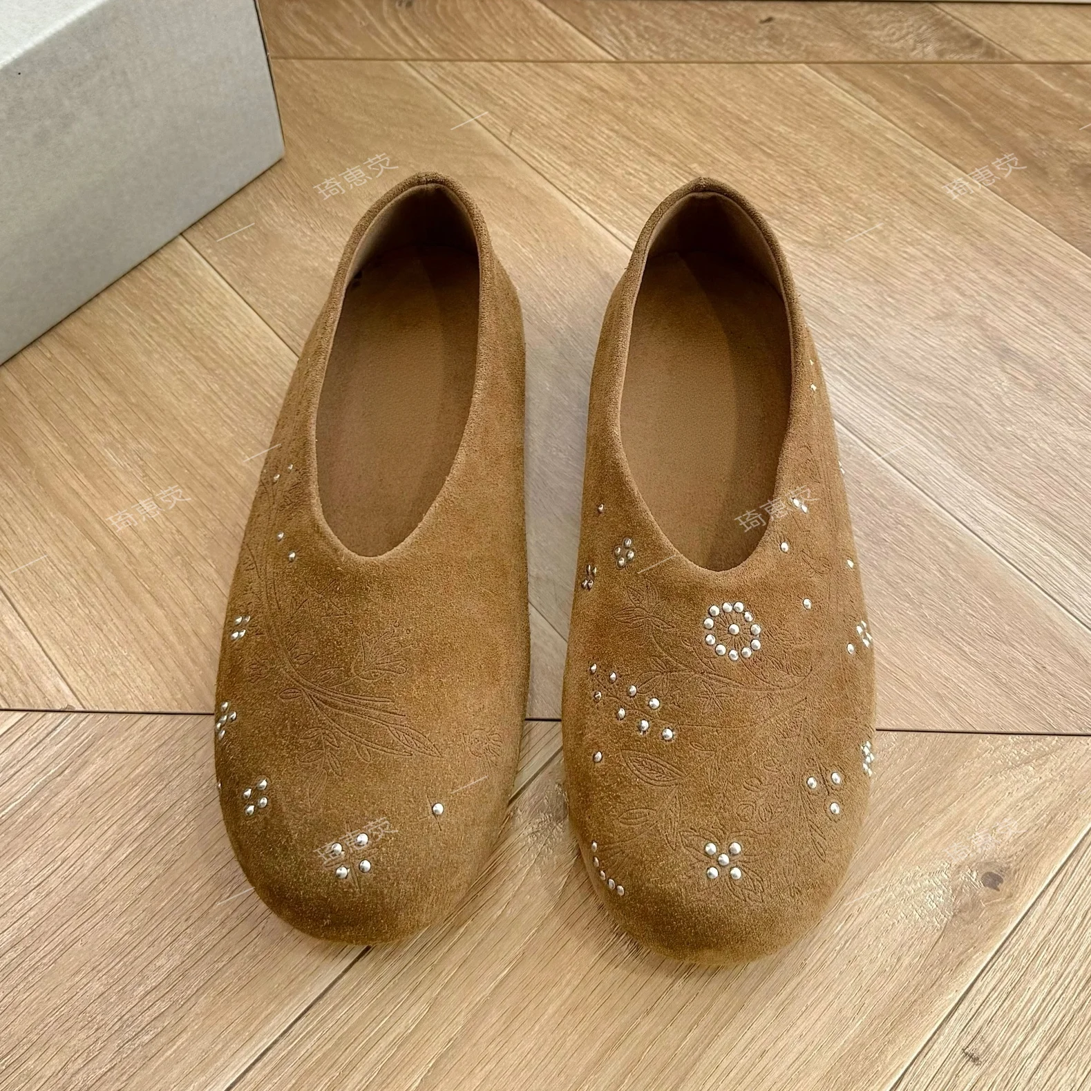 2026 Retro-Style Rivet Flat Boat Shoes Convertible Closed-Toe Mule Sandals Outdoor Slip-On Loafers And Single-Layer Shoes