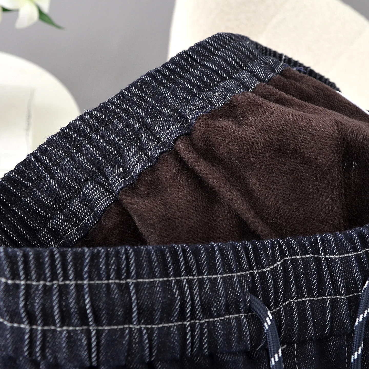 XXXL moda de talla grande Jeans de mujer 2025 invierno nuevo estilo Simple polar cálido y pantalones vaqueros gruesos hasta el tobillo Harem 5423