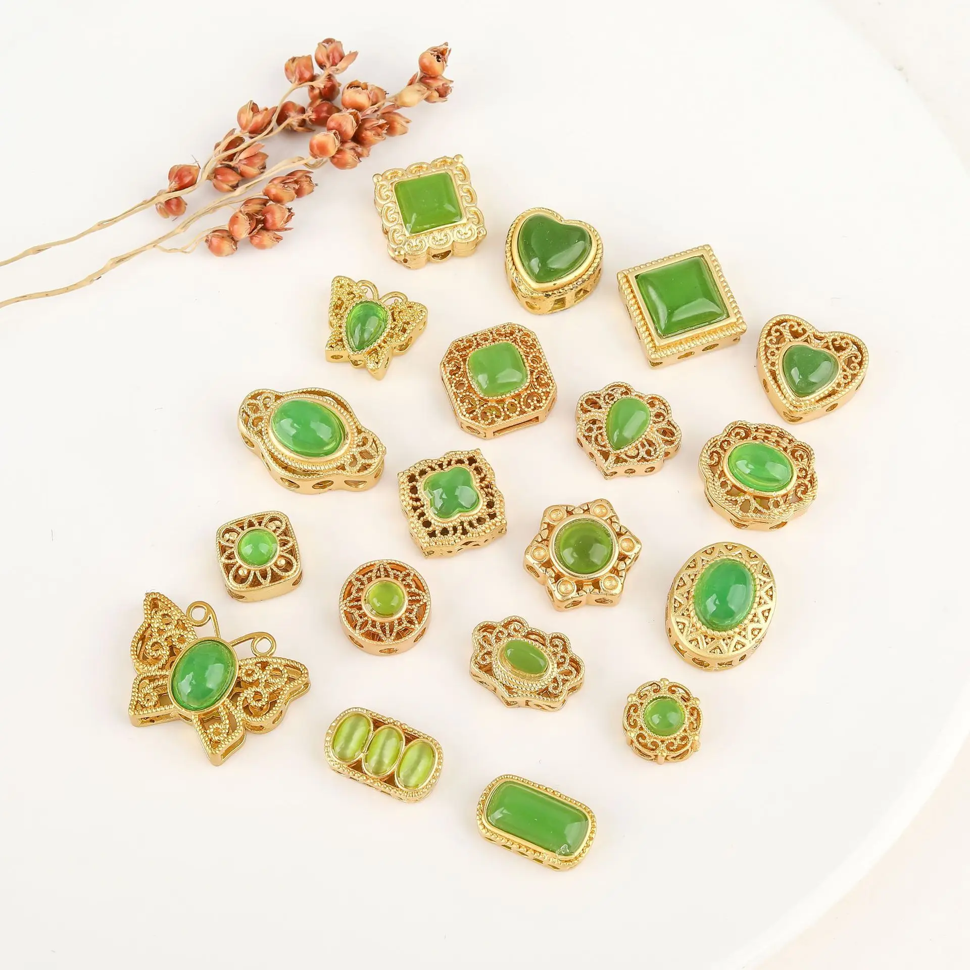 7pcs Copper Gold-plated Hollow Multi-pass Ring Inlaid Green Stone Spacer Bead Diy Bracelet Necklace Jewelry Accessorie Wholesale