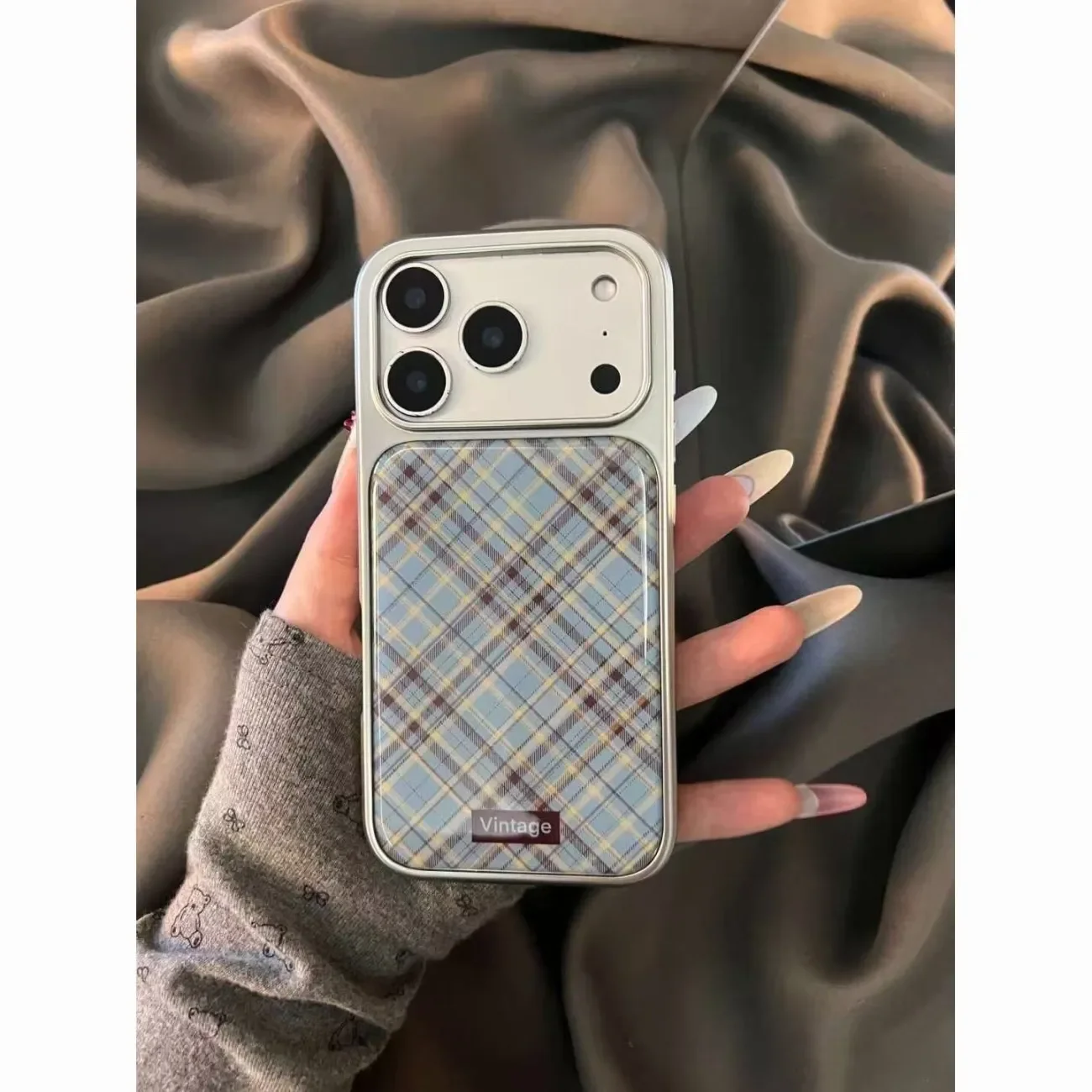 Japanese and Korean Ins Retro Blue Brown Checkered Fashion Phone Case For iPhone 17 16 15 14 13 12 11 Pro Max Plus Y2K Cover view 4