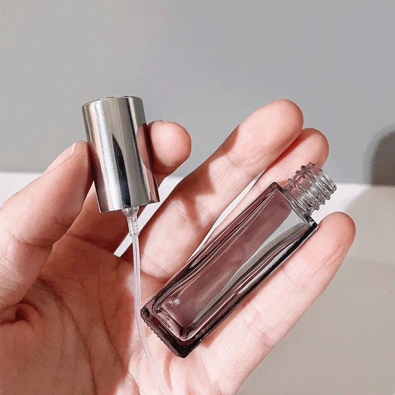 

1pcs Portable Travel Sub Bottle Thickened Glass Travel Portioning Spray Bottle 5/10ml Perfume Refillable Bottle Travel Accessory
