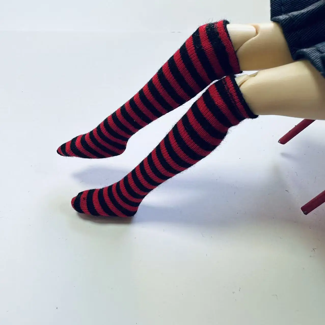 新しい手作り 1 ペアアソートキャンディーカラーストライプニーハイソックスブライス、OB、モモコ、リカちゃん 30 センチメートル 1/6 人形アクセサリー用