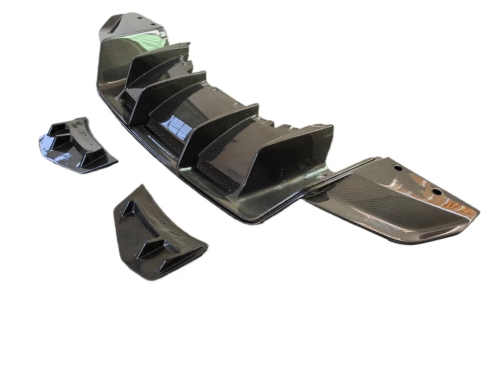 

RELI1 High Quality Carbon Fiber P-Style Rear Diffuser and Lower Lip for Audi R8 Body Kit Bumper Parts