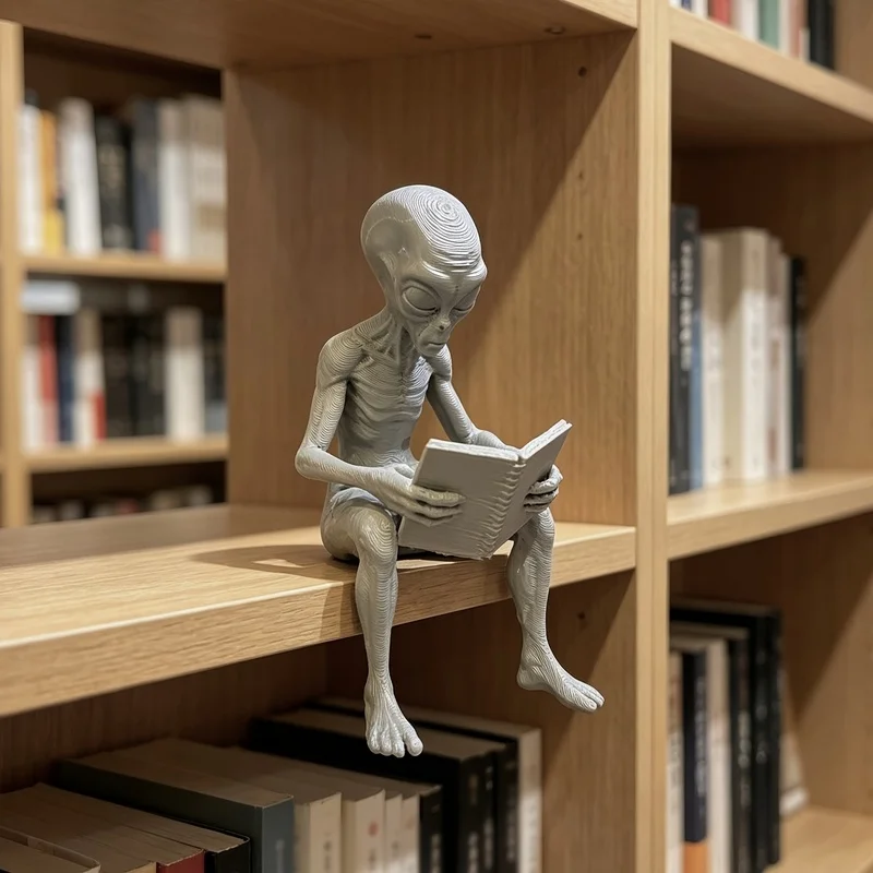 Creative Alien Reading Book Statue, Unique Quirky Desktop Decor, Trendy Display Ornament for Study & Bookshelf, Colorfast, Fun O
