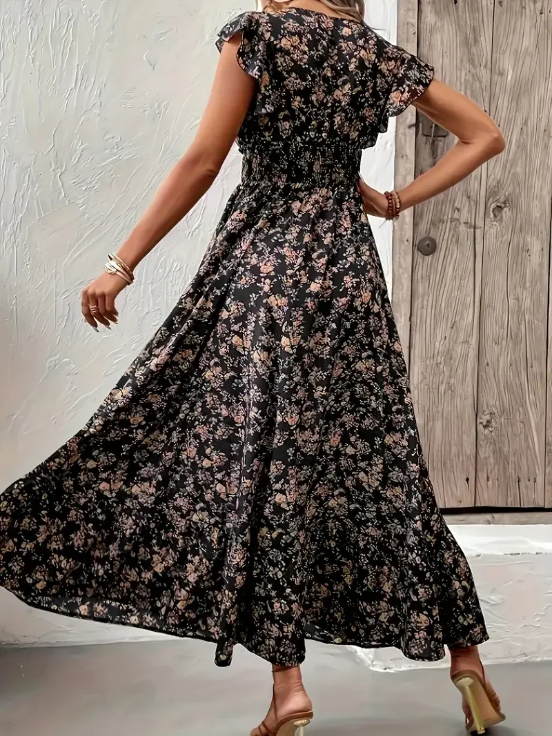 Plus Size Women's Trendy Floral Maxi Dress - Casual Long Dress with All-Over Petal Prints & Relaxed Silhouette