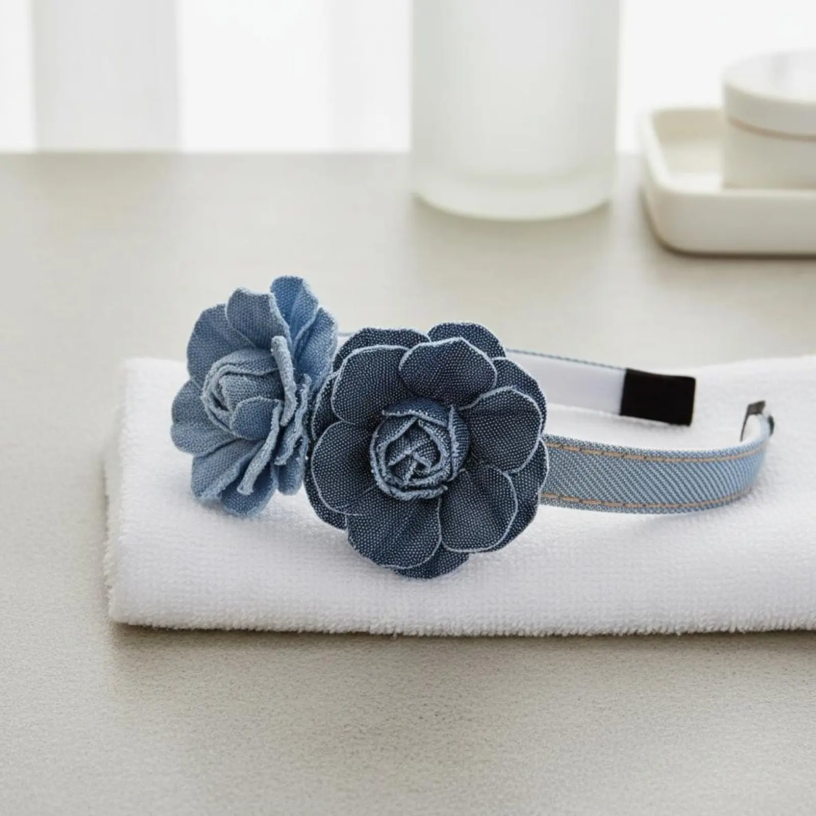 

Denim Flower Headband Cute Flower Bow Hair Band Denim Headband Versatile Blue Textile Hair Hoop Stylish for Makeup, Facial Care