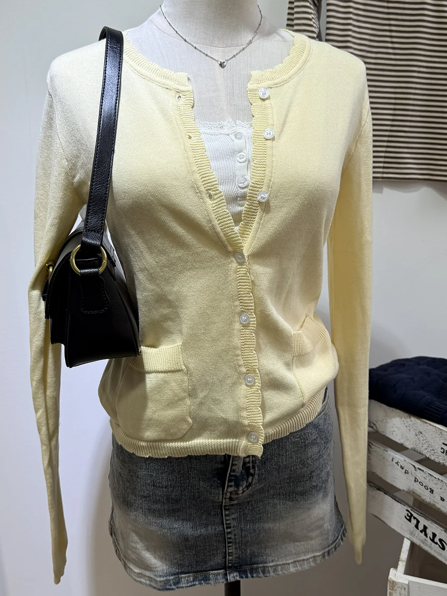 Yellow-pocket