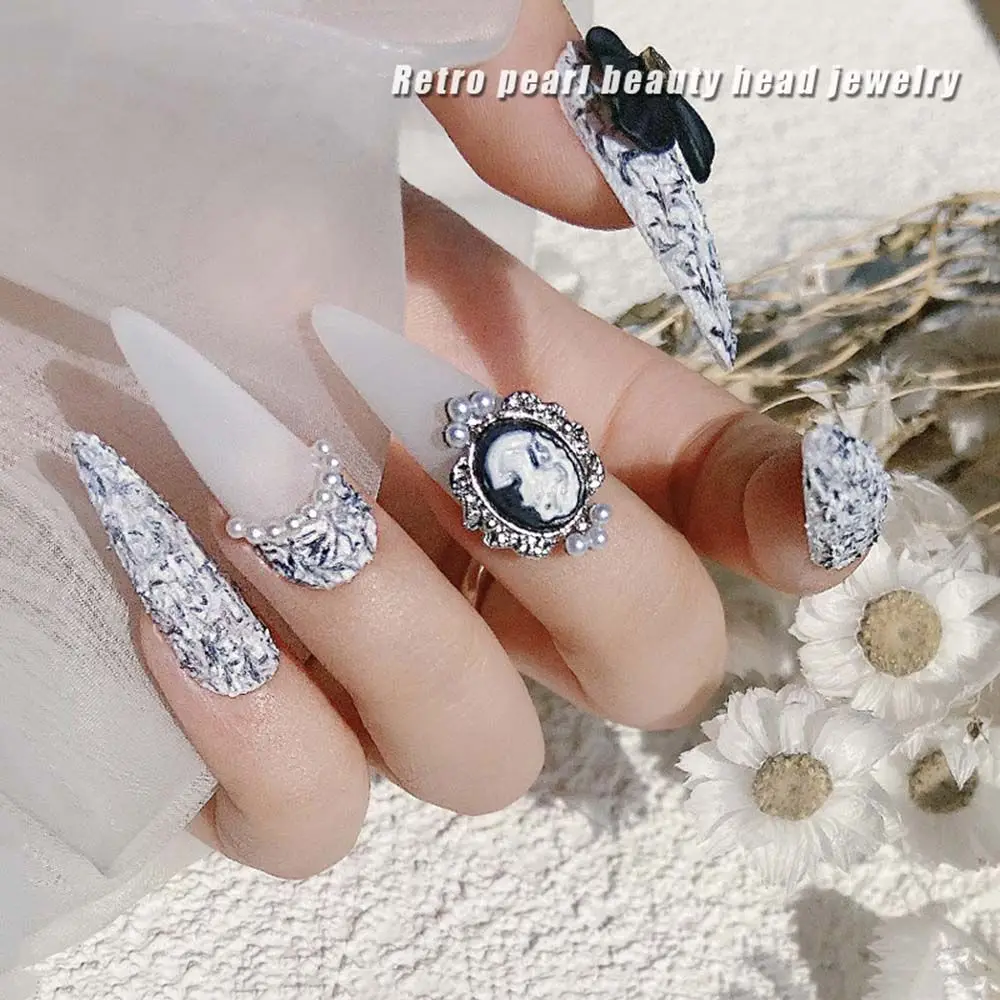 الفتيات الباروك الرجعية الفاخرة الجمال رئيس اللؤلؤ DIY مسمار الديكور الجمال رئيس الحلي مانيكير مسمار الفن حجر الراين