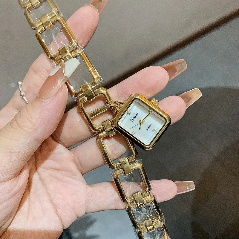 Women Quartz Watch Luxury Square Rose Gold Rectangle Sliver Clock Reloj Ladies Stainless Steel Bangle Bracelet Style Wristwatch