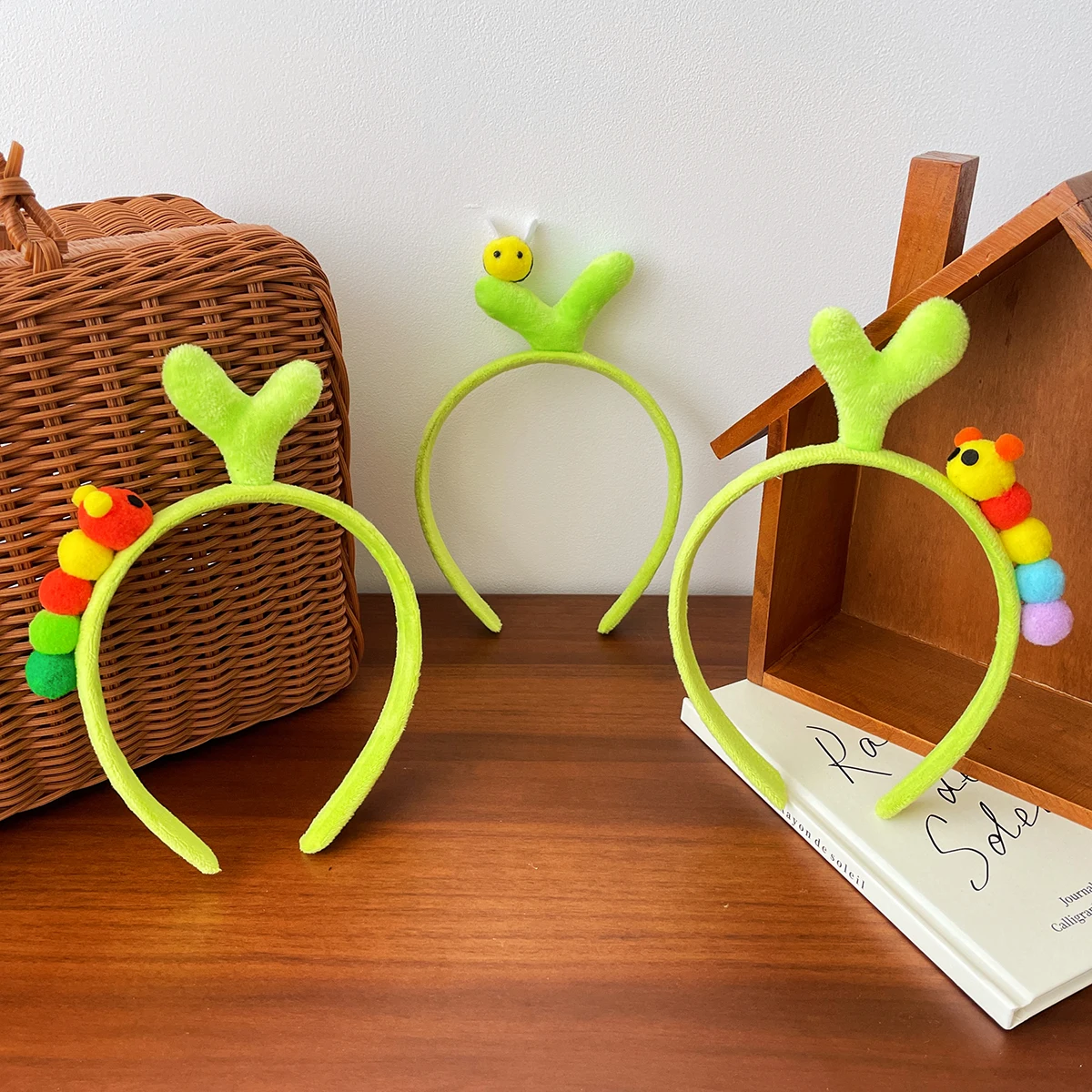 Korean Style Tulip Caterpillar Flowers Headband Fashion Bean Sprout Cartoon Plush Flower Hair Hoop