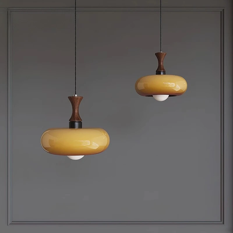 

Medieval log cream wind restaurant chandelier Nordic simple dining table bar chandelier creative bedroom bedside