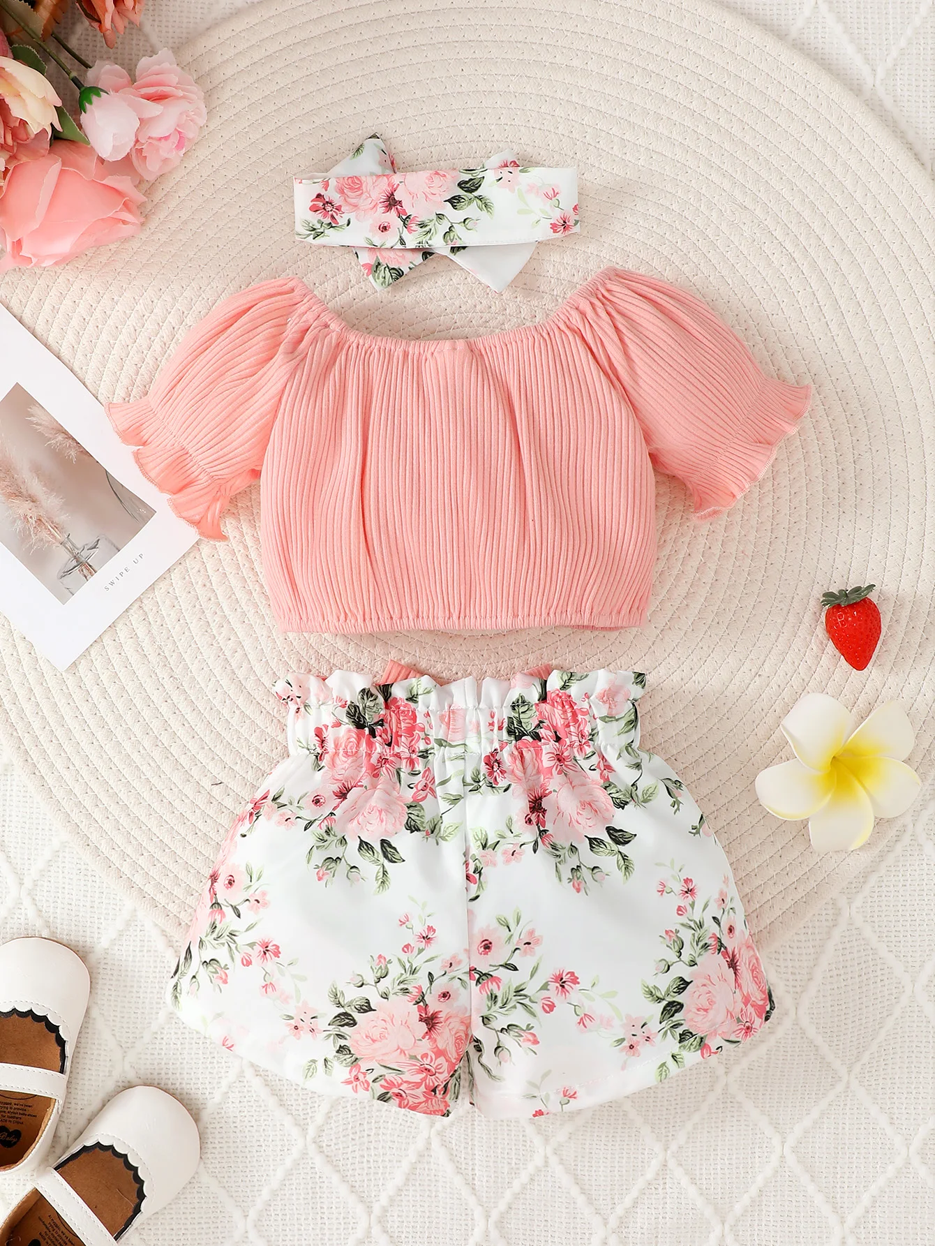 0-2 Year Old Baby Girl Summer Fashion Three Piece Headband Top Printed Shorts Set