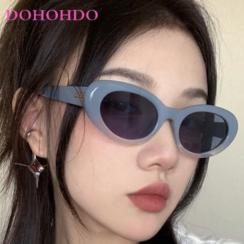 

Retro Oval Rivet Sunglasses Women Fashion Brand Designer Small Frame Men Eyewear Outdoor Travel Sunglasses Female Lentes UV4000
