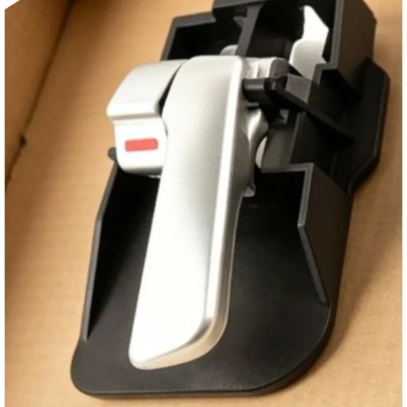 

Brand New Genuine Car Door Interior Handle for Changan Alsvin 2012 V3 V5 6105400-H01