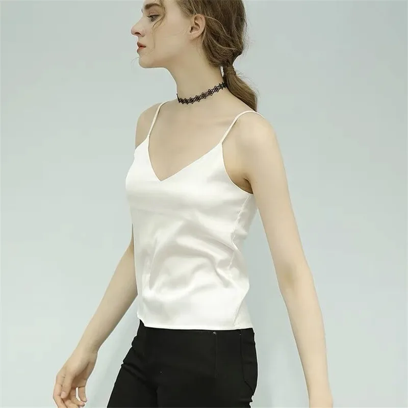 Top con tirantes finos para mujer, camisola básica blanca con cuello Halter y cuello en V, camisetas sin mangas de seda satinada, camisola de verano para mujer de talla grande