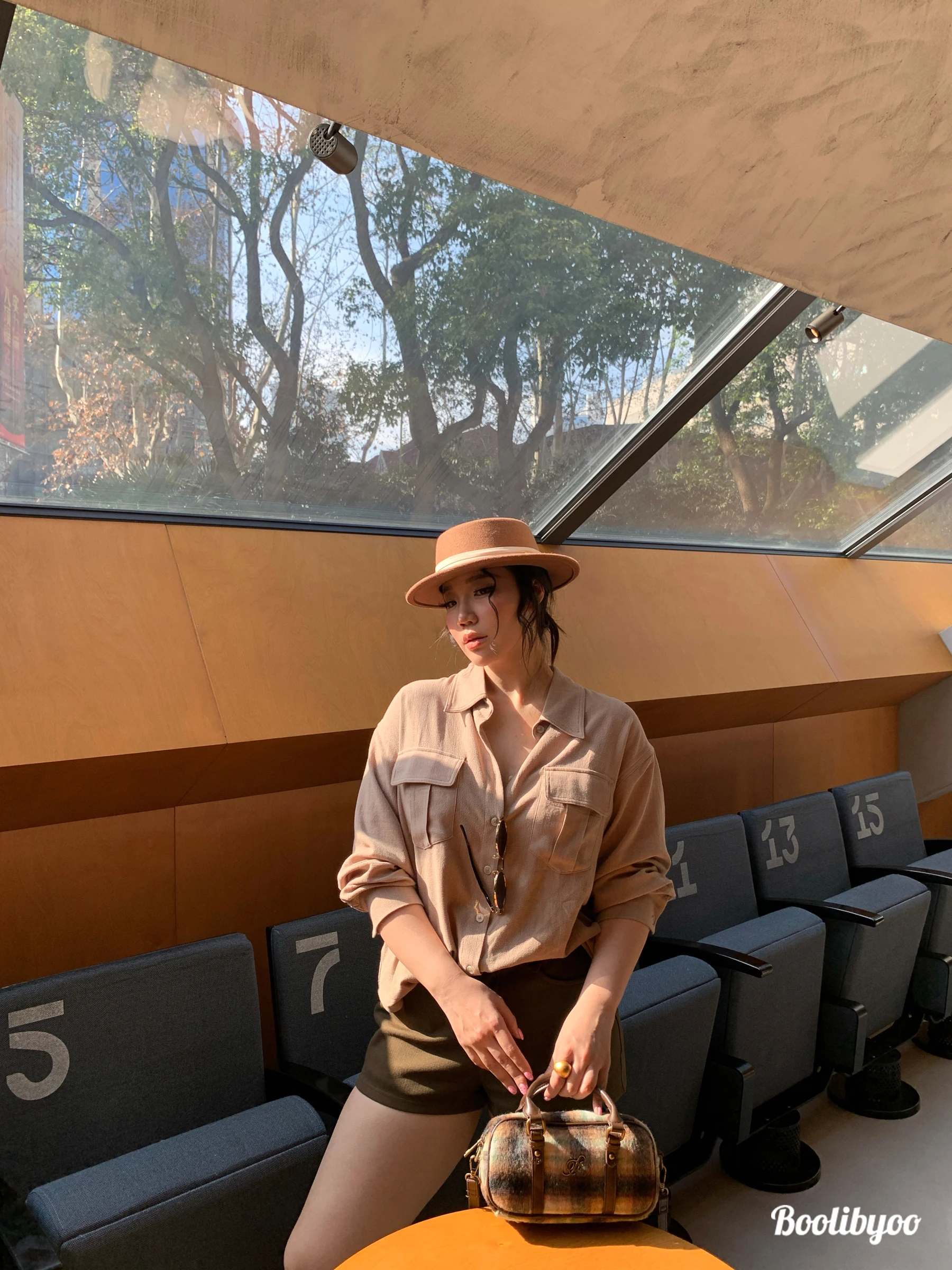 

Женская свободная льняная блузка Boolibyoo с открытыми плечами, однотонная, больших размеров, повседневная, в уличном стиле, премиум-качество