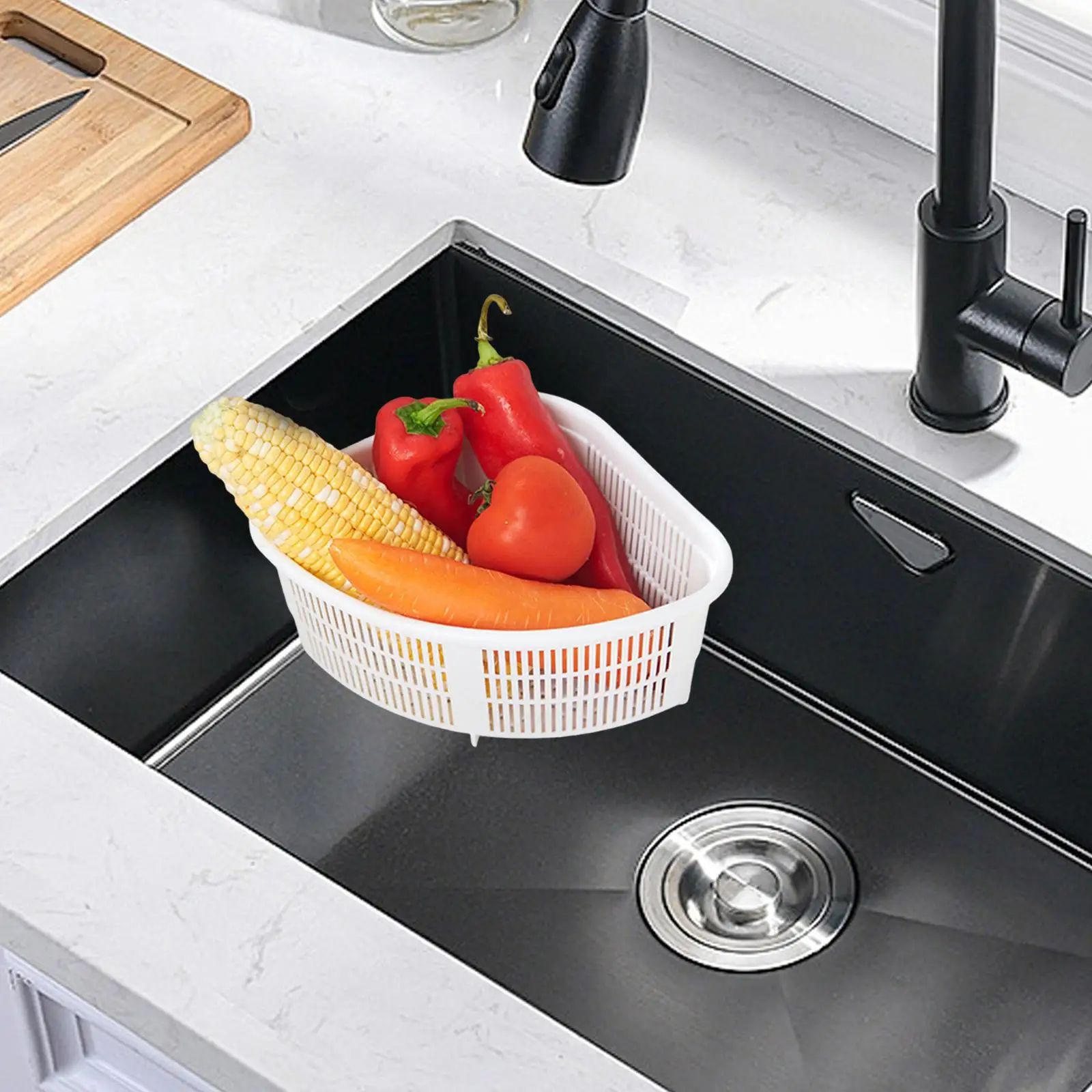 

Triangular Draining Corner Basket Fruit Washing Basket Storage Rack Vegetable Wet Garbage Rack for Mixed Fruits Cherry