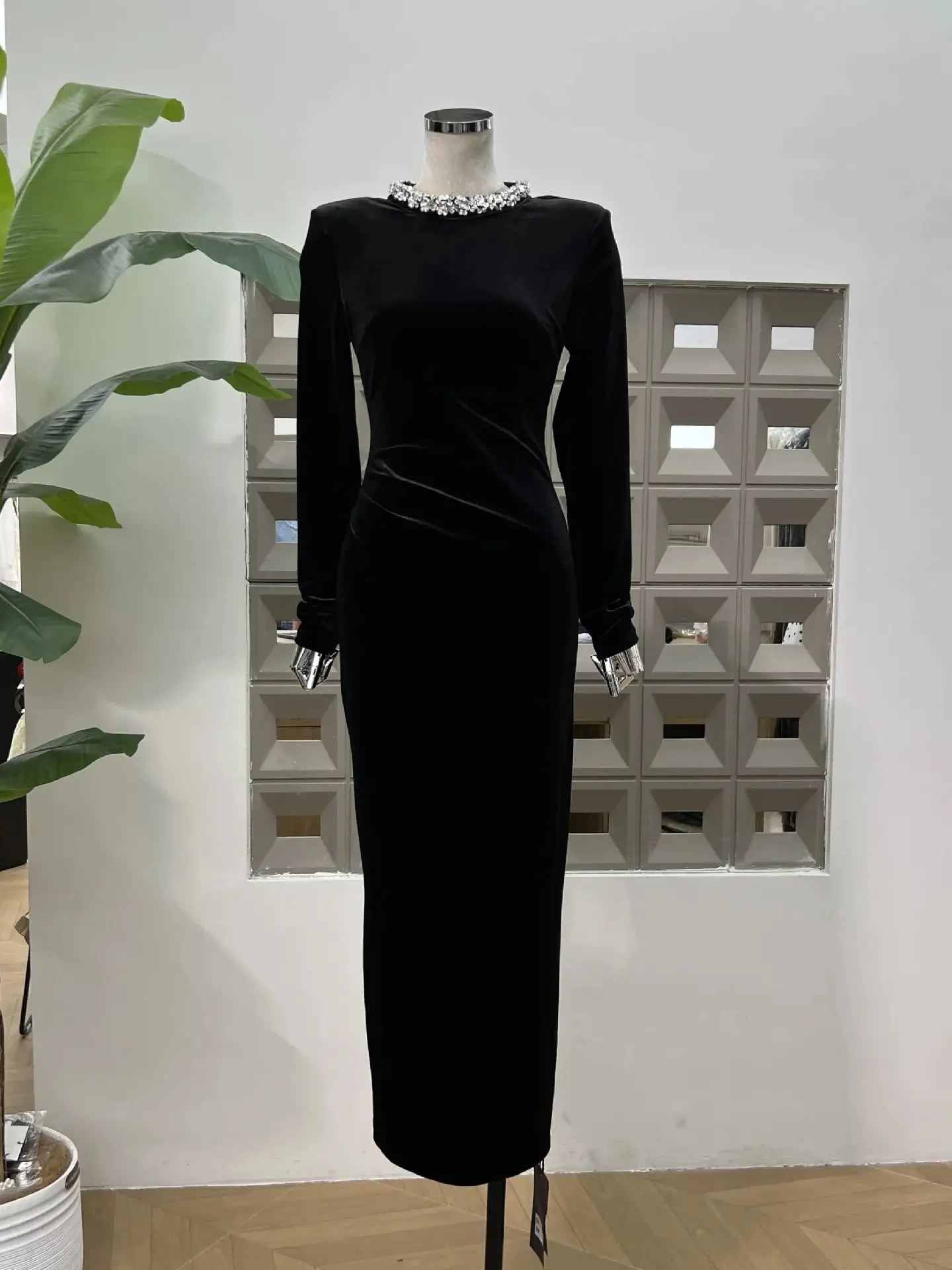 

Autumn And Winter New Runway Christmas Evening Gown Diamond Beadings Long Sleeve Velvet Dress Host Party Elegant Women'S Dresses