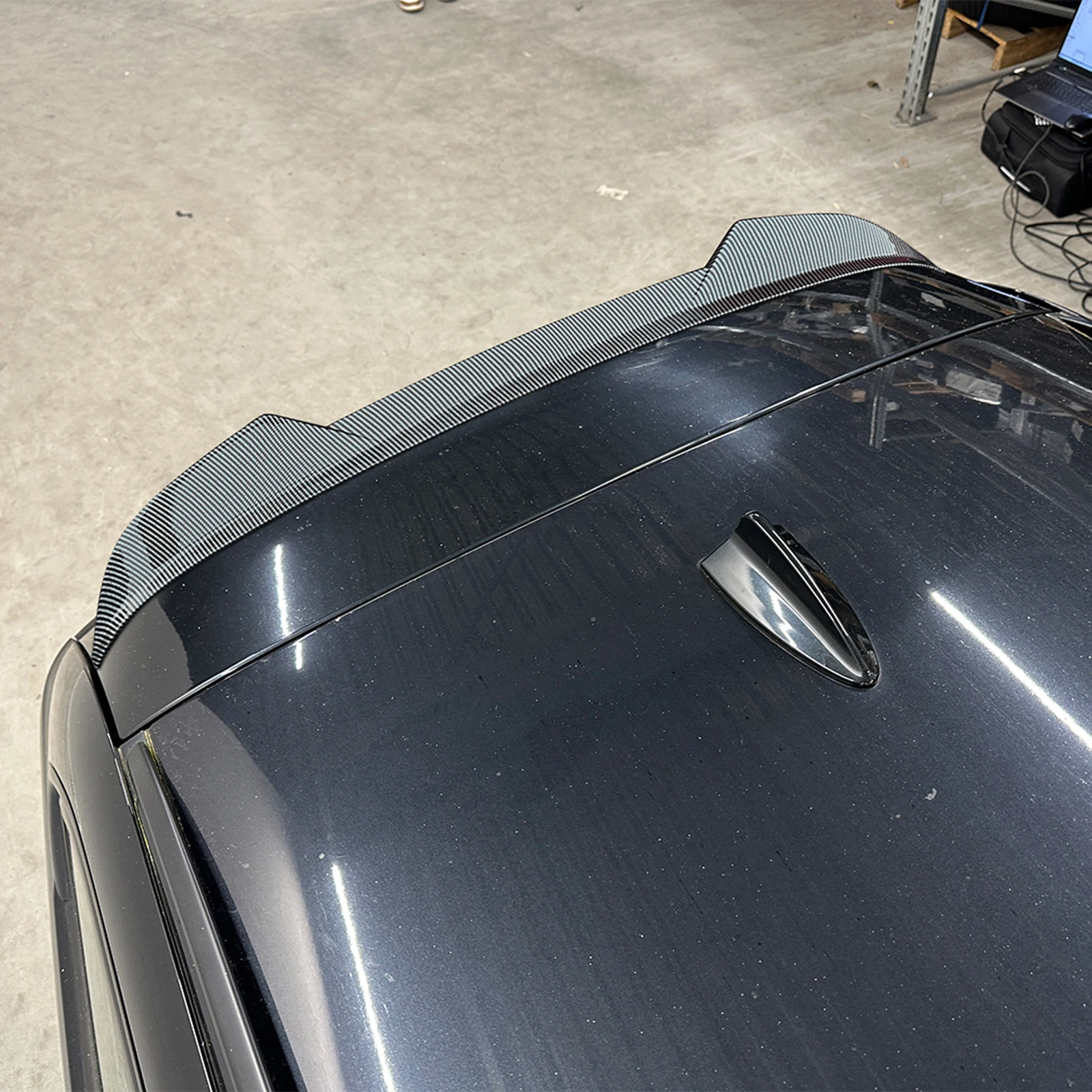 

1PCS Car Roof Spoiler Lip Extension Rear Trunk Lid Spoiler Tail Top Wing Lip For BMW 3 Series E91 2005-2012 Accessories