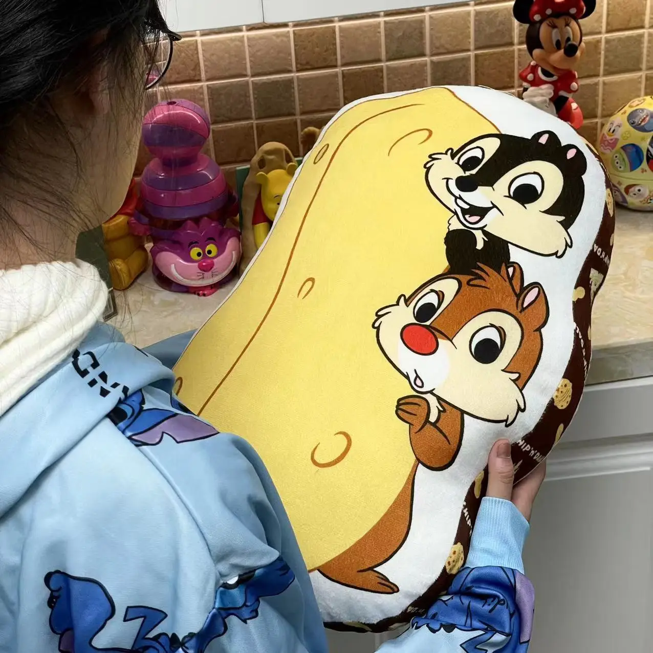 Disney Chip and Dale rzuć poduszka miękka przytulanka podwójna z jednostronnym nadrukiem poduszka pod plecy piękne wiewiórki pluszowe zabawki Home Decor