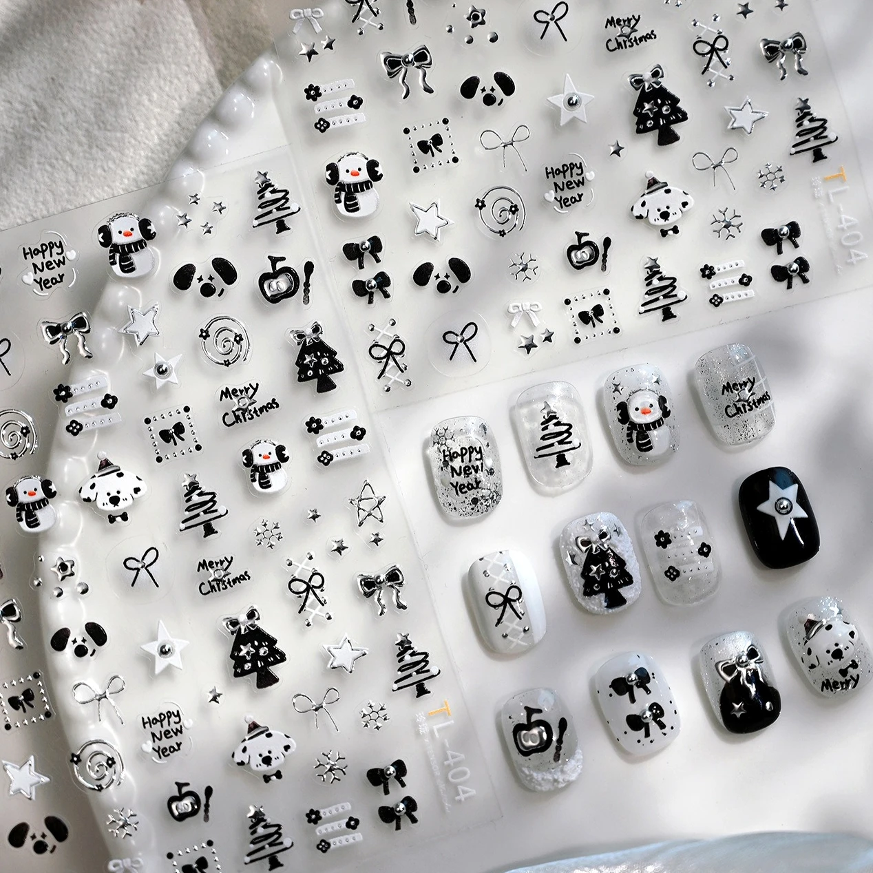 

Black Snowman Snowflake Dog Bowknot Star Christmas Tree Winter Apple Cherry Cat Santa Claus Crystal Ball Nail Art Stickers Decal