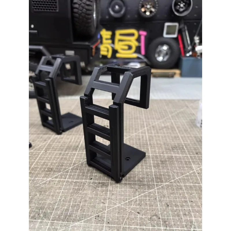 

RC Off-road Crawler Rear Climbing Ladder for RGT EX86160 1:10 LC79- Direct Fit Tailgate Upgrade Accessories for RC Truck